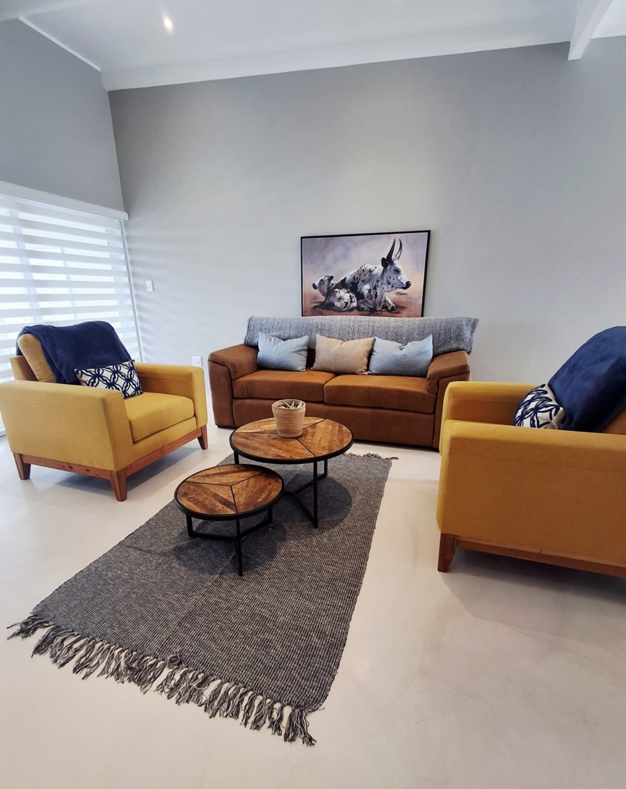 4 Bedroom Property for Sale in Struisbaai Western Cape